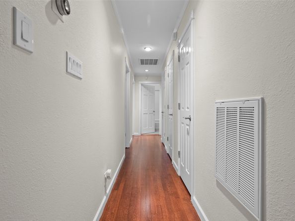 5322 Windswept Lane, Houston TX 77056