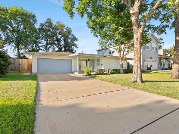 5322 Windswept Lane, Houston TX 77056