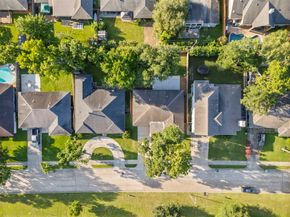 5322 Windswept Lane, Houston TX 77056