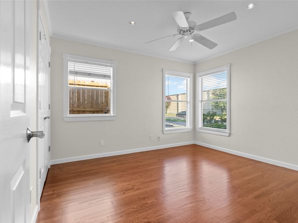 5322 Windswept Lane, Houston TX 77056