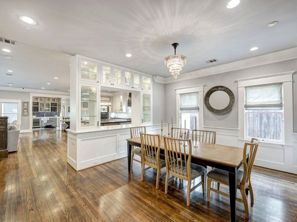 1811 Harvard Street, Houston TX 77008