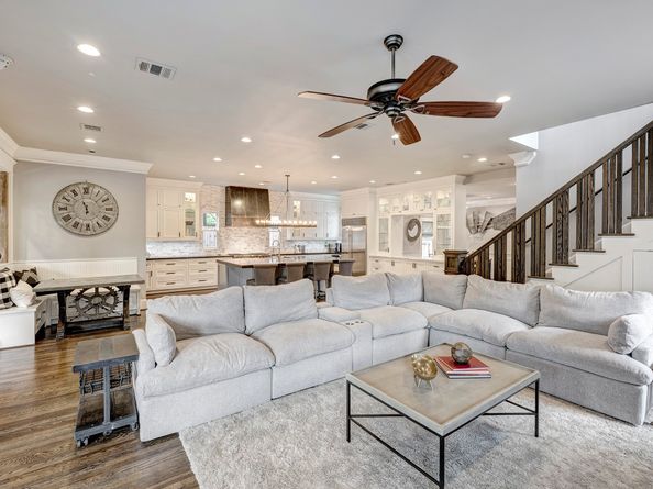 1811 Harvard Street, Houston TX 77008