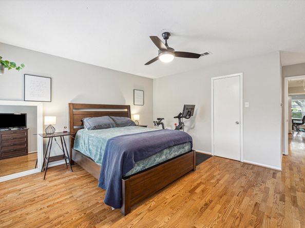 11311 Briar Forest Drive, Houston TX 77077