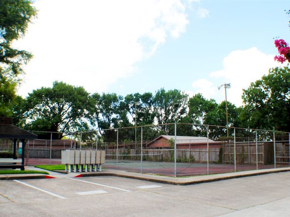 5800 Lumberdale Road 4, Houston TX 77092
