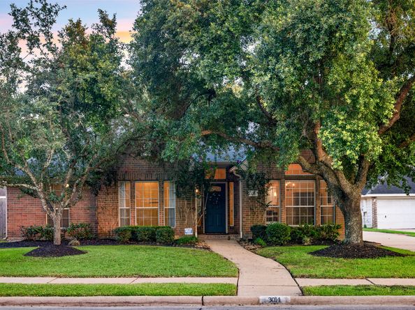 3014 Cherry Mill Court, Houston TX 77059