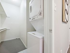 4041 Drake Street 113, Houston TX 77005