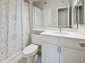 4041 Drake Street 113, Houston TX 77005