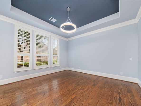 1302 Whitehall Way, Houston TX 77339