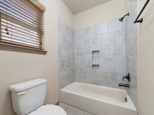 1302 Whitehall Way, Houston TX 77339