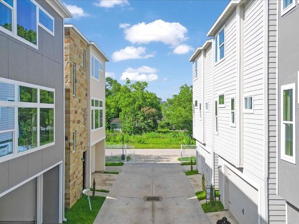 4019 Ward Street, Houston TX 77021