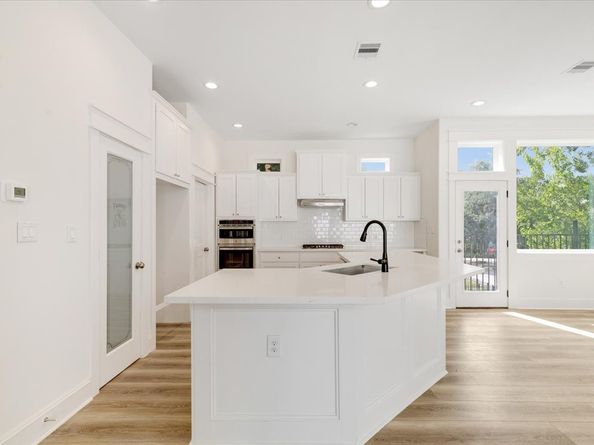 4019 Ward Street, Houston TX 77021