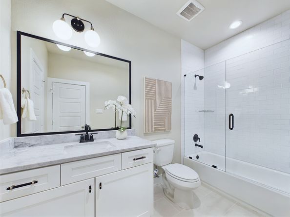 5022 Broom Street, Houston TX 77091