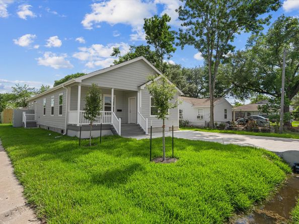 4358 Larkspur Street, Houston TX 77051