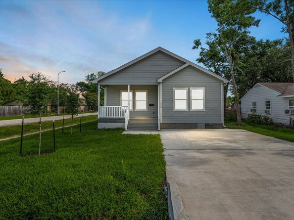 4358 Larkspur Street, Houston TX 77051
