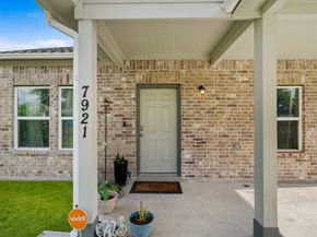 7921 Sparta Street, Houston TX 77028