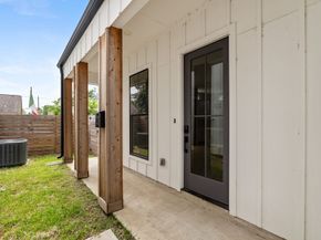 1412 Weiss Street, Houston TX 77009