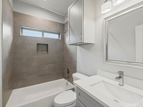 8217 Parnell Street, Houston TX 77051