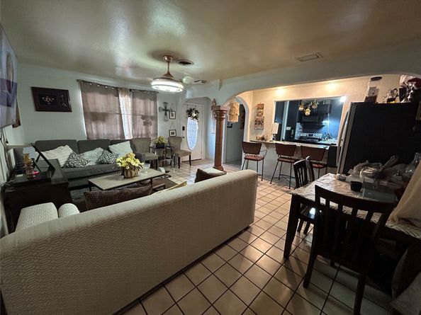 1114 Elton Street, Houston TX 77034