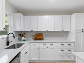 3915 Southmore Circle, Houston TX 77004
