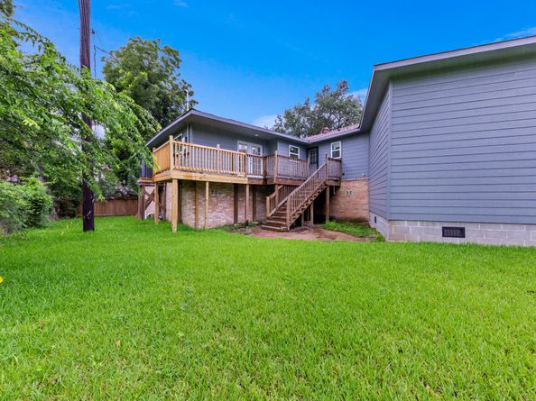 3915 Southmore Circle, Houston TX 77004