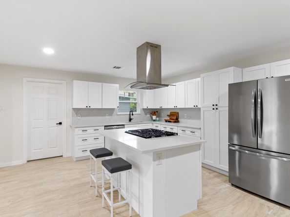 3915 Southmore Circle, Houston TX 77004
