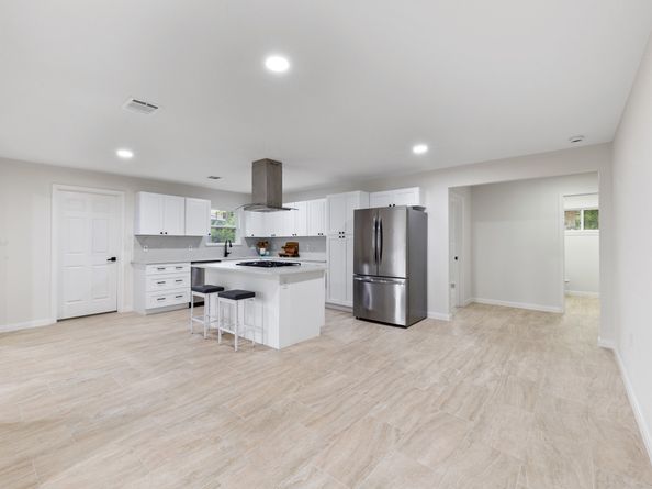 3915 Southmore Circle, Houston TX 77004
