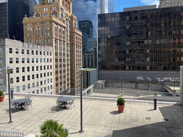 914 Main Street 1504, Houston TX 77002