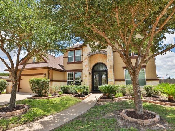 4403 Fawn Hill Court, Sugar Land TX 77479