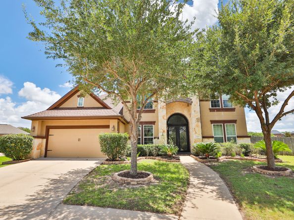 4403 Fawn Hill Court, Sugar Land TX 77479
