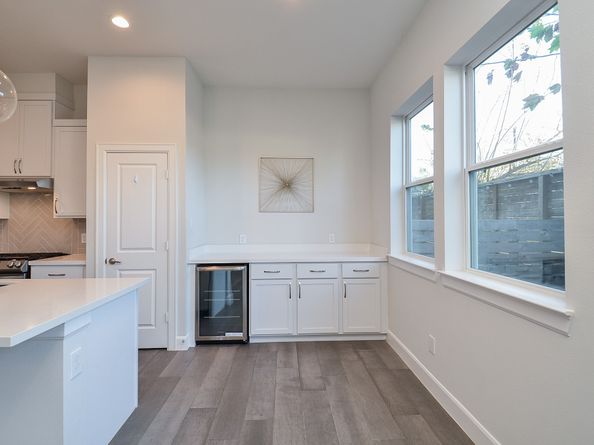 9577 Neuens Road F, Houston TX 77080