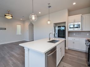 9577 Neuens Road F, Houston TX 77080