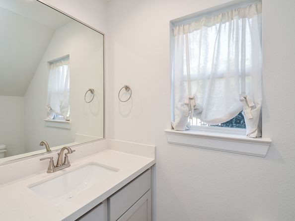9577 Neuens Road F, Houston TX 77080