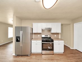 5043 Canyon Blanco Drive, Houston TX 77045