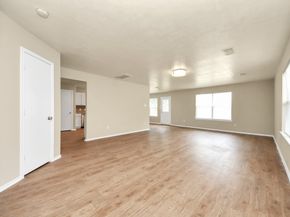 5043 Canyon Blanco Drive, Houston TX 77045