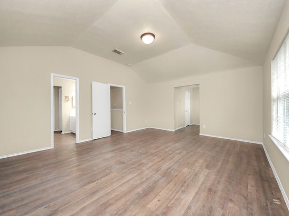 5043 Canyon Blanco Drive, Houston TX 77045