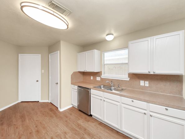 5043 Canyon Blanco Drive, Houston TX 77045
