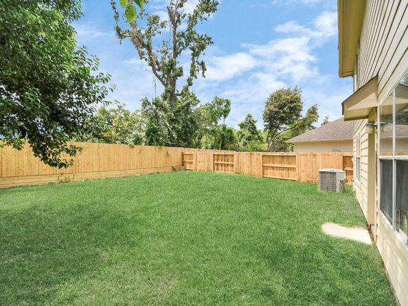 5043 Canyon Blanco Drive, Houston TX 77045