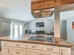 5842 Ludington Drive, Houston TX 77035