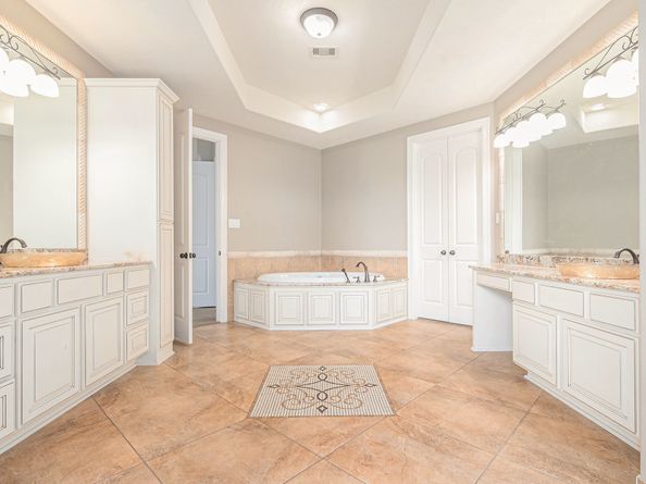 18807 Cove Vista Lane, Cypress TX 77433