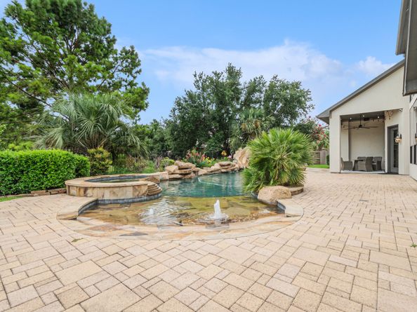 18807 Cove Vista Lane, Cypress TX 77433