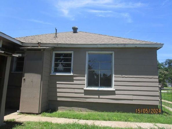 7410 Dallas Street, Houston TX 77011