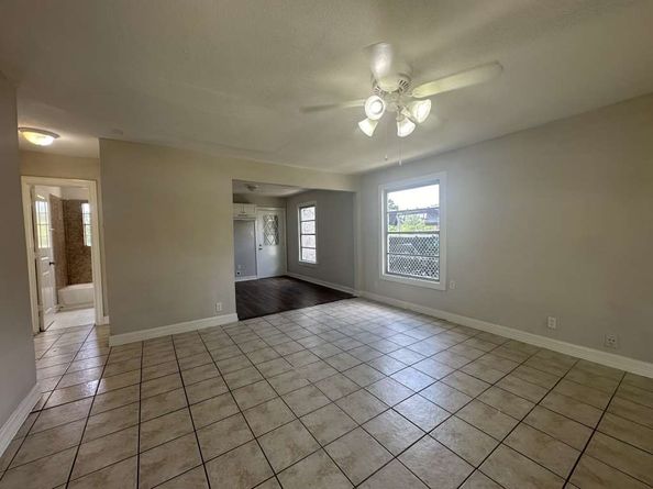 7410 Dallas Street, Houston TX 77011