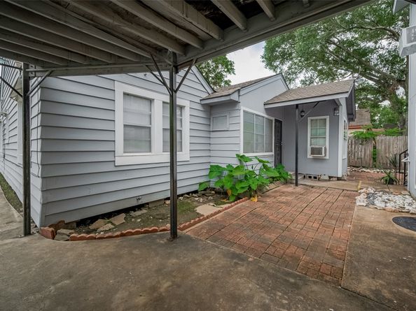 1813 Hatwell Street, Houston TX 77023