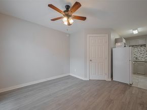 1813 Hatwell Street, Houston TX 77023