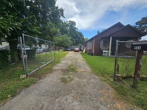 931 Lucky Street, Houston TX 77088