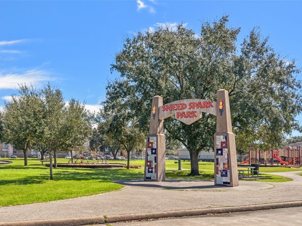 9850 Pagewood Lane 1302, Houston TX 77042