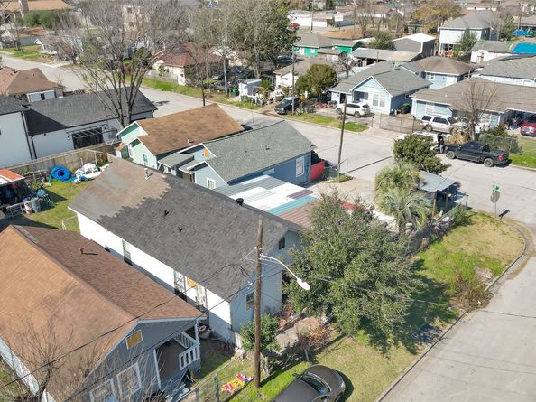 1414 Moody Street, Houston TX 77009