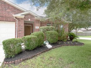 2753 Foster Hill Drive E, Houston TX 77345