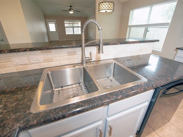 2753 Foster Hill Drive E, Houston TX 77345