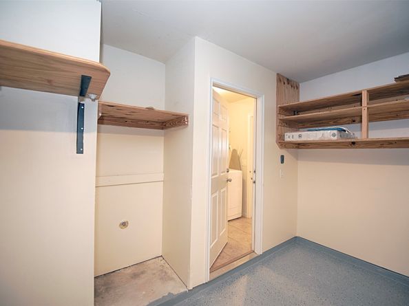 2753 Foster Hill Drive E, Houston TX 77345